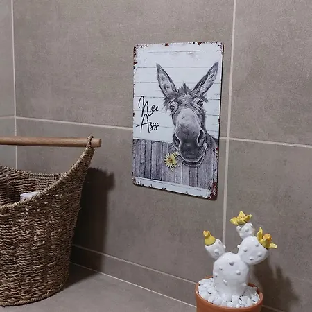 Iv With A Private Garage * Veliko Tŭrnovo