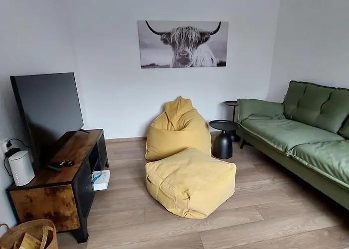 Appartamento Iv With A Private Garage