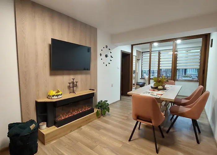 Iv With A Private Garage Appartamento Veliko Tărnovo