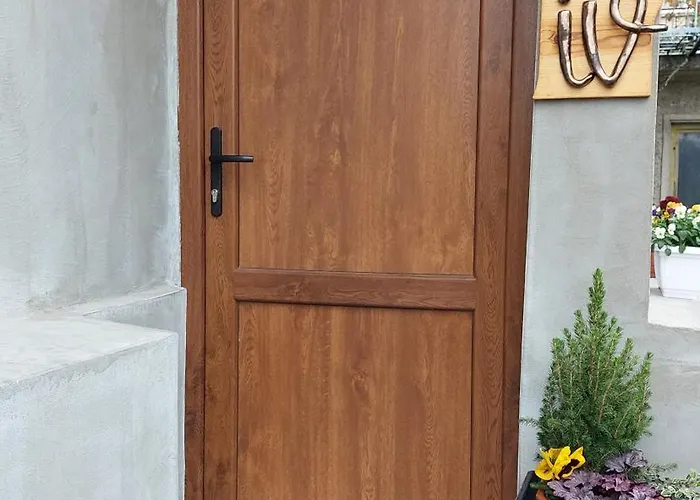 Iv With A Private Garage * Veliko Tărnovo